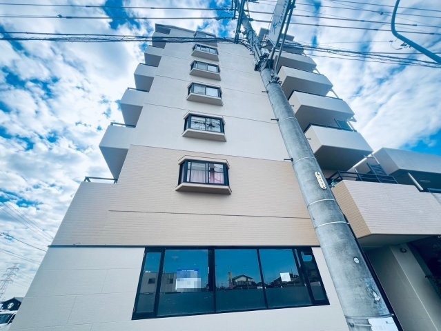 センチュリー太子の外観