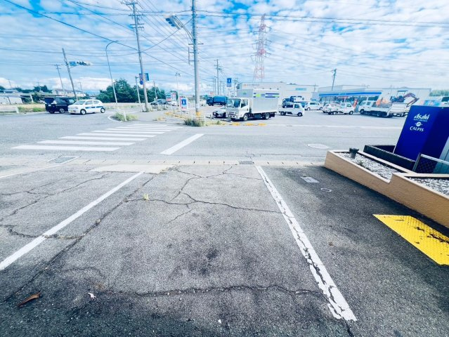 センチュリー太子の駐車場