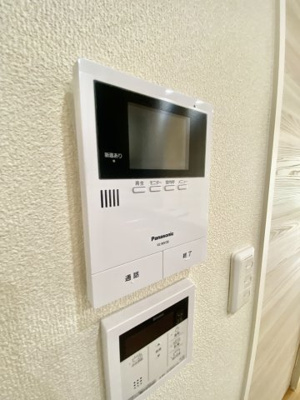 【セキュリティ】 | シャーメゾン重根WEST