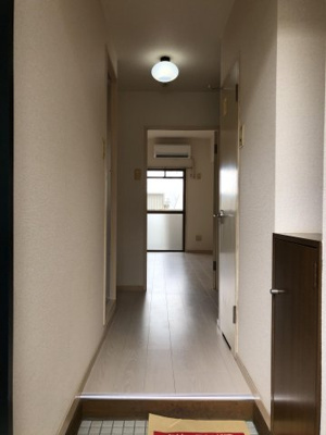 【玄関】 | 第5マルヤビル原田 | 別号室の写真になります。現況優先。