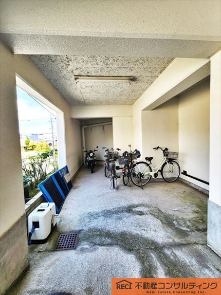 パラツィーナセシリア夙川B館の駐車場