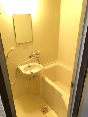 【洗面所】 | アートイン原田 | 別号室の写真になります。現況優先。