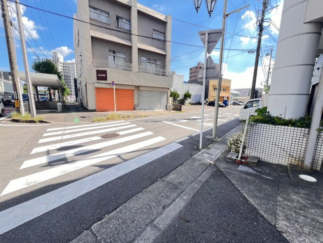 御幸本町 カトレヤビルの周辺
