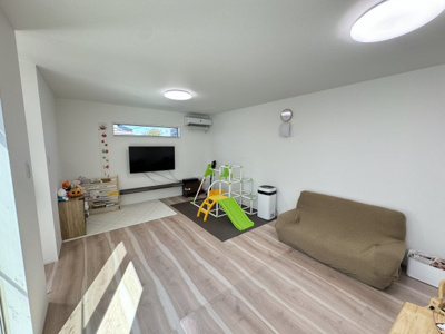 【居間・リビング】 | 熊谷市船木台　【平屋】中古住宅   | 現地(2024年3月撮影)