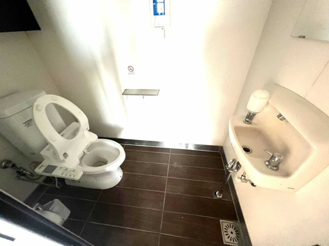 ピボット東浦森岡店舗のその他