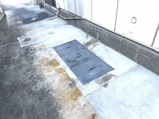 ピボット東浦森岡店舗の駐車場