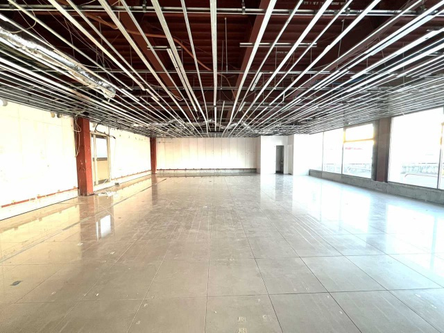 ピボット東浦森岡店舗のロビー