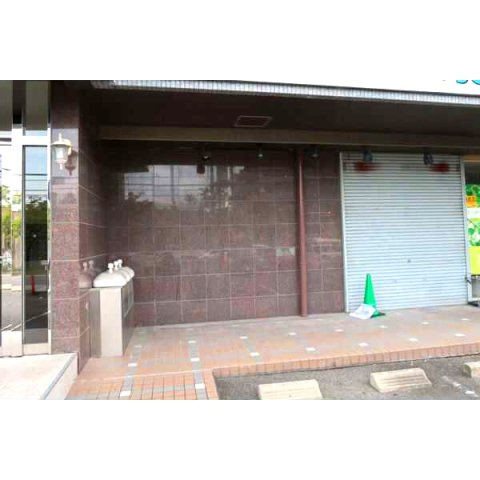 ラピスラズリ梅森坂のエントランス