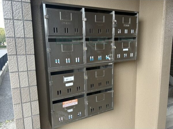 ロイヤルマンションみさき　　刈谷市近郊の賃貸ならクラスホーム刈谷店のロビー