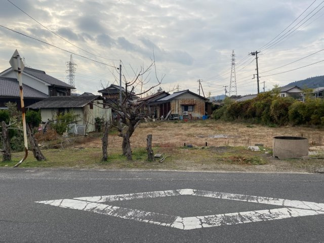 里庄町里見2売地