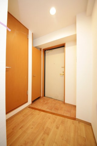 アネマエコーレの玄関