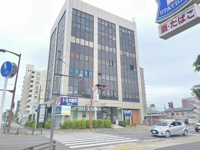 西山地産ビル 西側  一区画