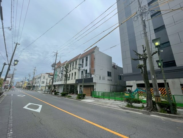 朝日町　居抜店舗の駐車場