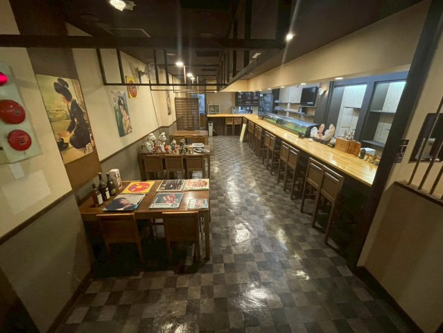 朝日町　居抜店舗の内装