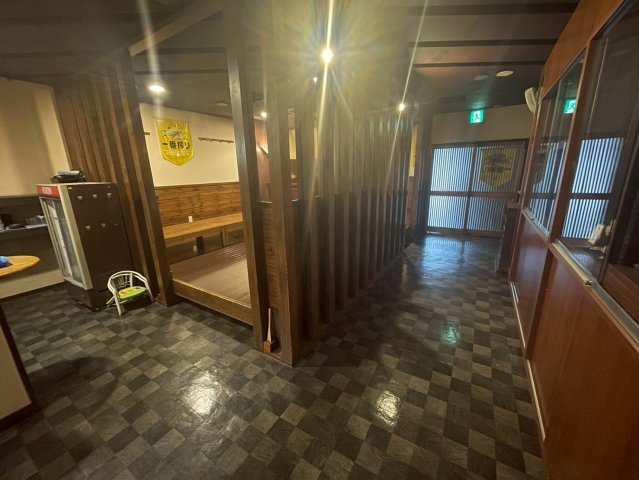 朝日町　居抜店舗の内装