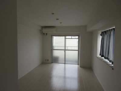 【居間・リビング】 | スリール ドゥ ソレイユ