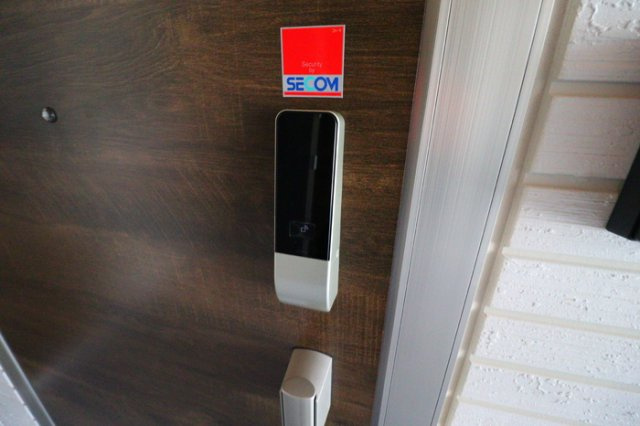 ウェルフィールドの玄関|玄関IC錠