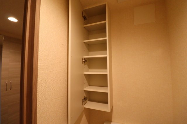 ウェルフィールドのトイレ|トイレ棚