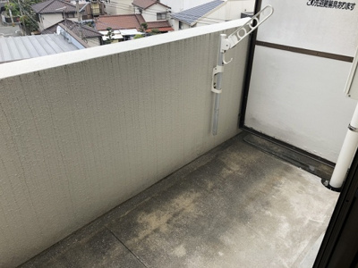 【バルコニー】 | アルファウイング薬大前 | 別号室の写真になります。現況優先。
