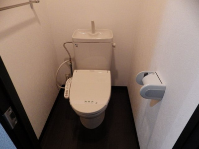 【トイレ】 | ピュアドームアーデンス大濠 | 別号室の写真になります。現況優先。