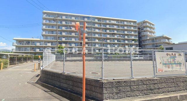 東大阪スカイハイツの外観