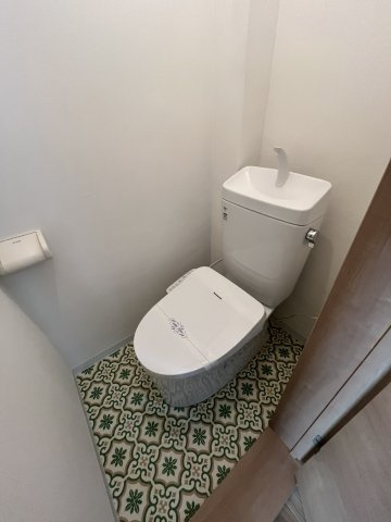 橋爪ビルのトイレ|(参考）同マンション他部屋の写真