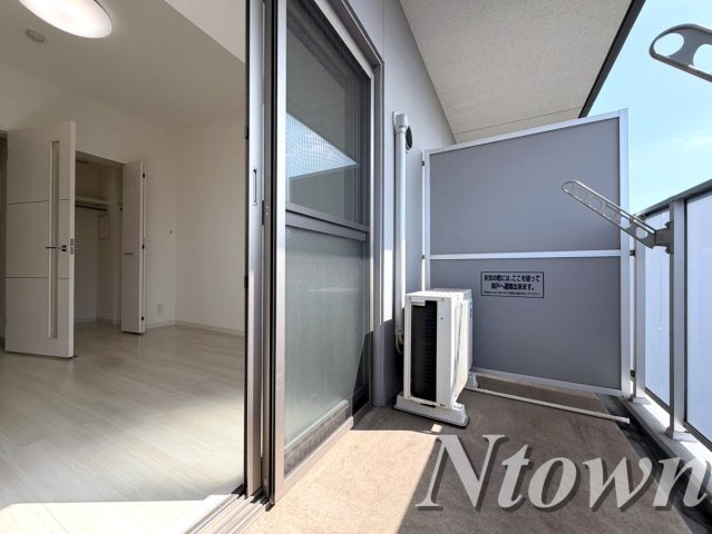 【バルコニー】 | ヴェルドミール | 落ち着いた時間を過ごせるバルコニーです