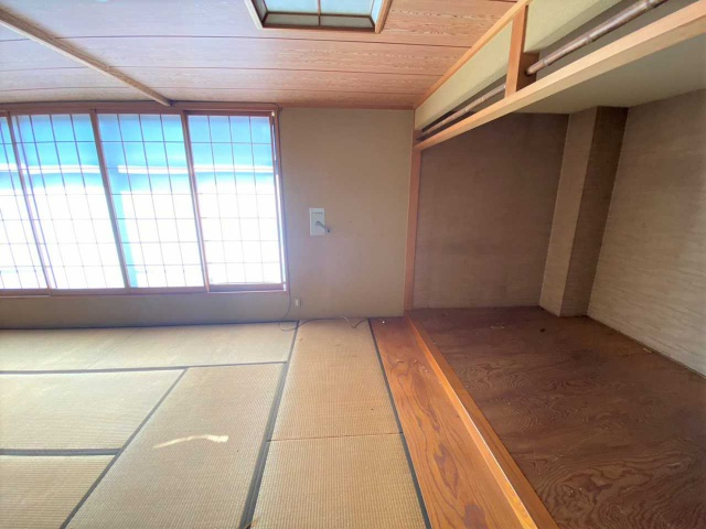 松江町 貸店舗の和室