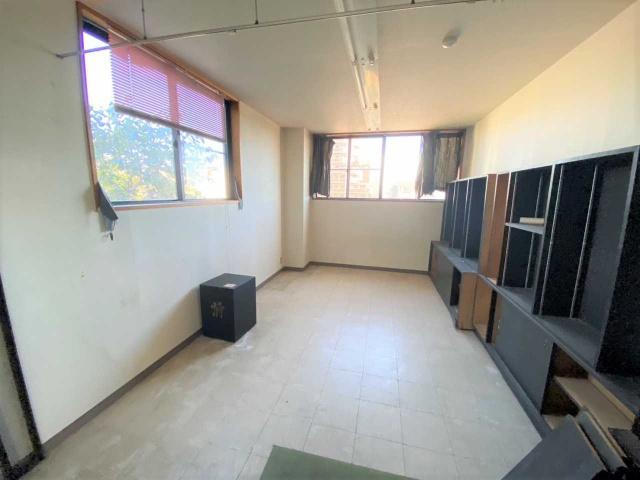松江町 貸店舗のロビー