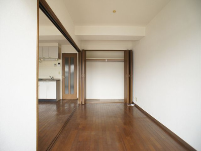 【子供部屋】 | リクラス・ハイツパルソー | お部屋が広く使える充実収納付きです♪