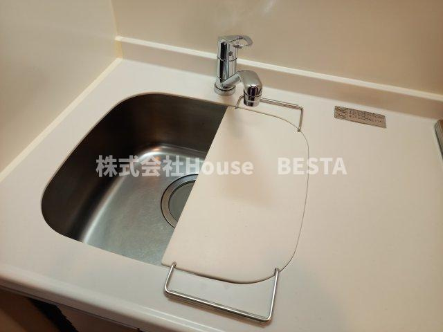 エステムプラザ神戸三宮ルクシアのキッチン