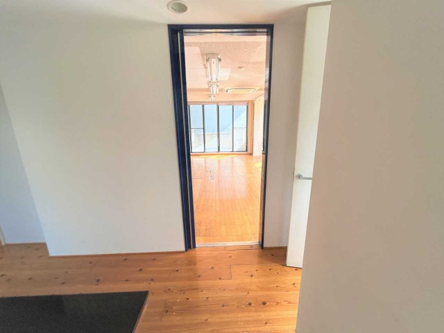 植田西 SMY88植田の内装