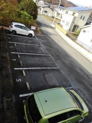 ガーデンシティハイツＡの駐車場