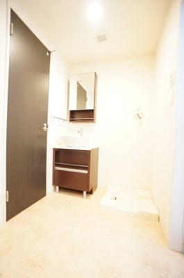 【洗面所】 | リブリ・キクエイ | ※同物件・同タイプの写真です。