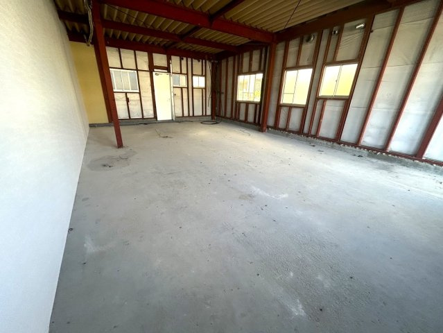 岩崎台3丁目貸店舗のロビー