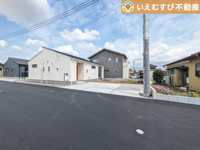 Livele Garden.S　熊谷妻沼第2の前面道路含む現地写真