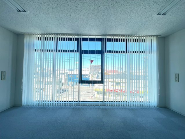 前山町 BANSHUビルの内装