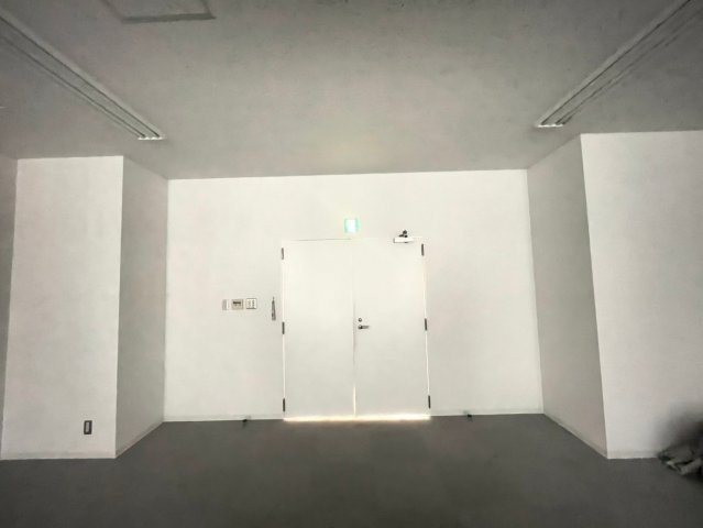 前山町 BANSHUビルの内装