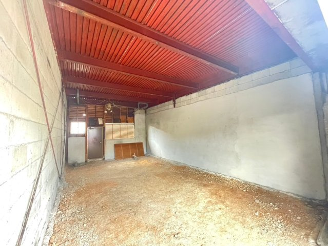 水源町 貸店舗の内装