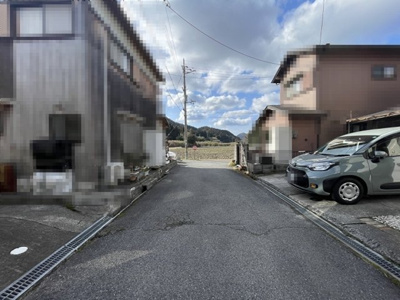 【前面道路含む現地写真】 | 今田町辰巳　中古戸建