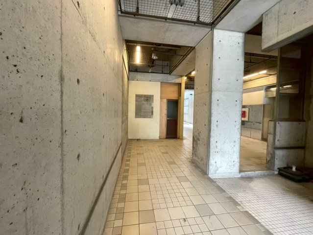 十塚 LEPUSのロビー