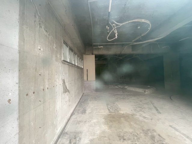 LEPUSビルの内装