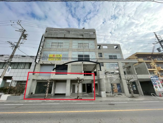 十塚 LEPUSの外観