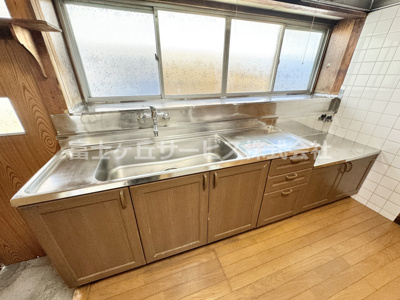 【キッチン】 | 島田市道悦4丁目 中古戸建て | キッチンです
コンロをおくスペースもあります