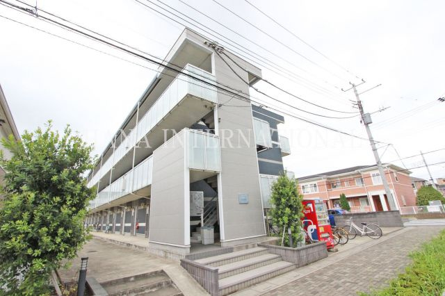 レオパレスサンハイムかわなかの外観