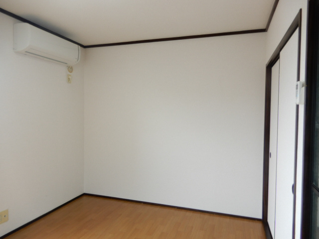 サンハイツ朝霧の寝室