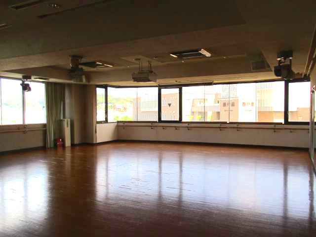 サンシャイン栄ビルの内装