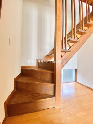 【その他】 | 富士市桑崎 中古戸建て | 階段です