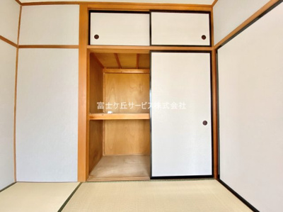 【収納】 | 富士市桑崎 中古戸建て | 大きなスペースがあり、収納には困りません