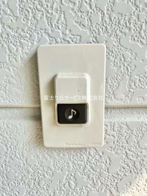 【その他】 | 富士市桑崎 中古戸建て | 玄関のチャイム